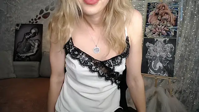 NickyAdamidi online show from June 11, 12:32 am