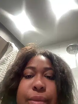 reinagotthroat online show from February 18, 11:39 am