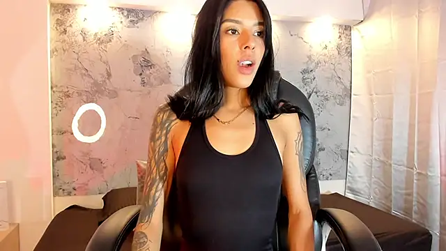 julietha03 online show from July 24, 11:14 pm