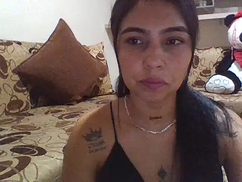 Snapshot of EmmaSplycer02 chatting on March 30, 3:07 am EmmaSplycer02 online show from March 30, 3:07 am