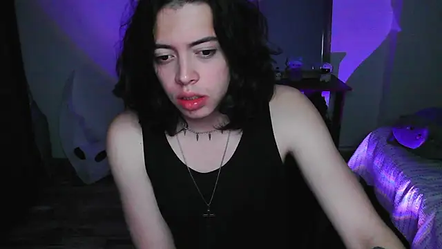 Deny  v online show from June 12, 4:44 am