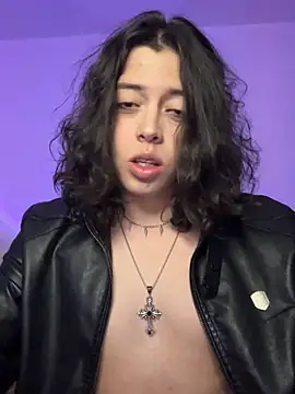 Deny  v online show from July 25, 3:26 am