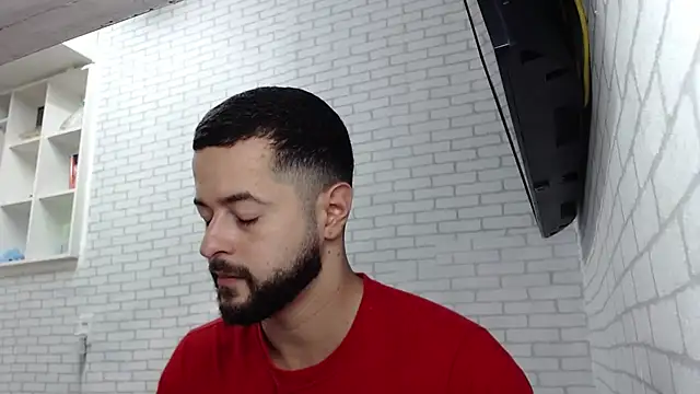 BombeiroHotx online show from April 2, 9:56 pm