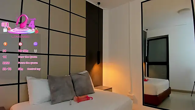 Snapshot of dana_daree chatting on November 19, 7:14 pm dana daree online show from November 19, 7:14 pm