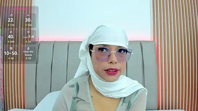 naishaa  online show from December 5, 6:37 pm