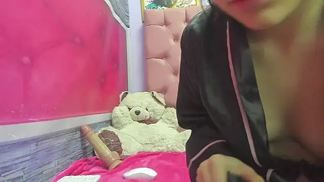 Snapshot of bellaseduzione chatting on January 17, 2:55 pm bellaseduzione online show from January 17, 2:55 pm