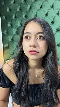 Lily June online show from May 24, 10:15 pm