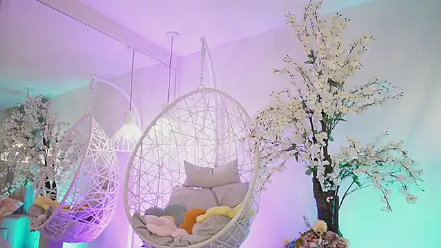 JadeSummerr online show from September 12, 11:43 am