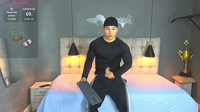 Horny nick18 online show from September 12, 1:22 pm