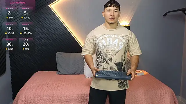 Horny nick18 online show from February 11, 12:32 pm