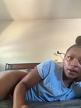 Snapshot of PrettyBabriexox chatting on October 4, 5:44 pm PrettyBabriexox online show from October 4, 5:44 pm