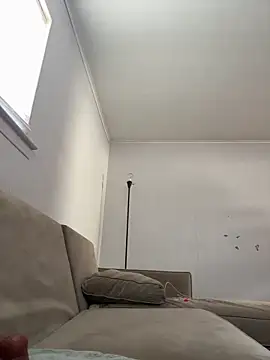 Snapshot of PrettyBabriexox chatting on December 1, 3:39 pm PrettyBabriexox online show from December 1, 3:39 pm