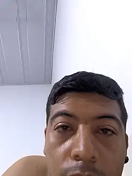 Silvagiraldo online show from April 19, 11:31 am