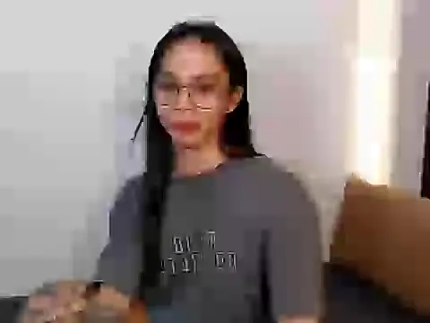 suckablemistress4uxx online show from November 12, 3:23 pm