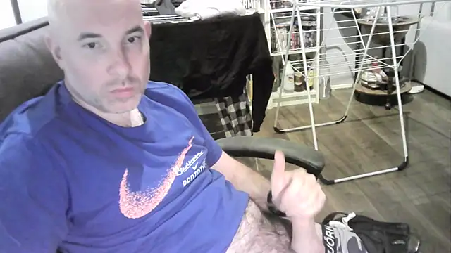 Chrisprngr online show from March 22, 10:57 pm