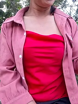 ngocngoc cute online show from June 25, 11:48 am