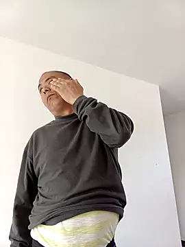 CWQ123 online show from April 4, 12:53 am