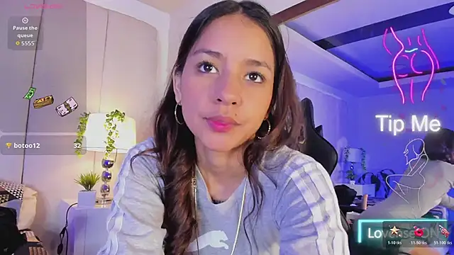 mia rousse25 online show from March 17, 4:10 pm