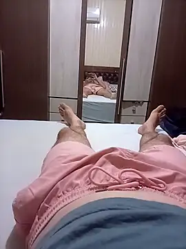 Gustavo198045 online show from March 11, 12:49 am