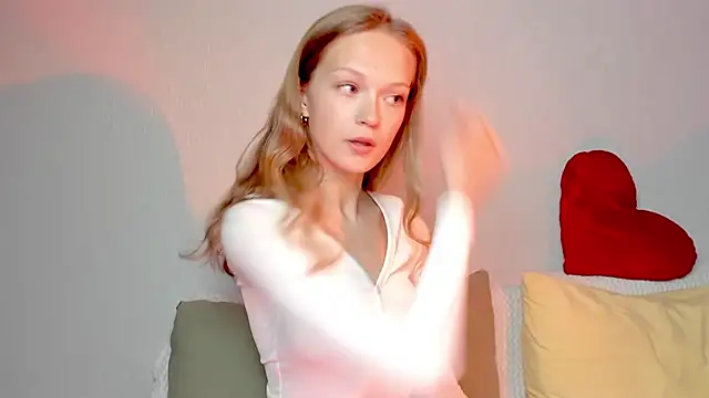 Kara smalltits online show from May 29, 11:30 am