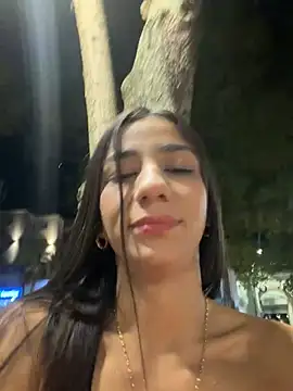 -juicy  online show from August 2, 11:58 pm
