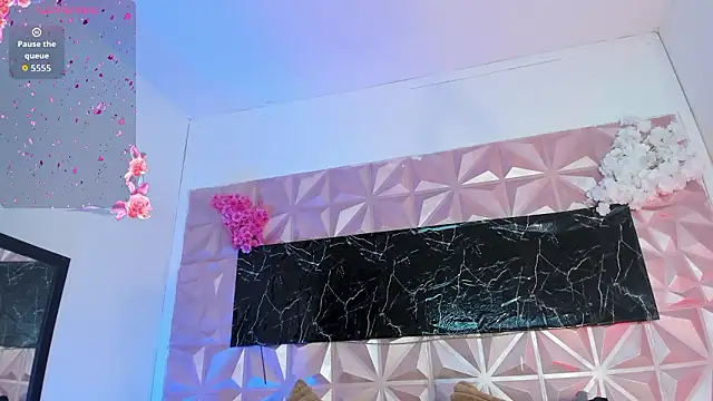 Scarlet fx online show from March 3, 12:33 pm