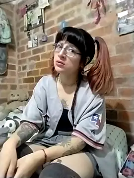  Alaskamisa online show from November 2, 7:38 pm