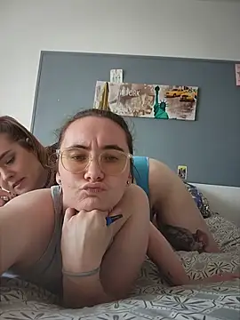 AndHerXO online show from July 15, 1:49 pm