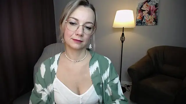 Ava Elior online show from October 5, 5:17 am