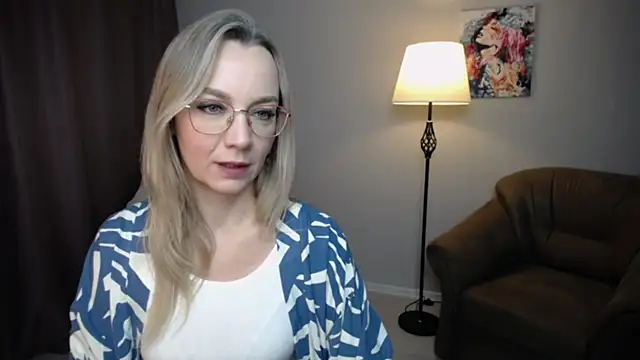 Ava Elior online show from November 5, 10:37 am