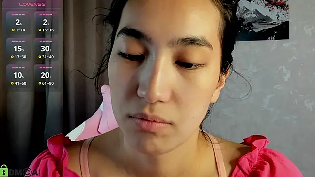 FlirtyAura online show from December 3, 3:47 am