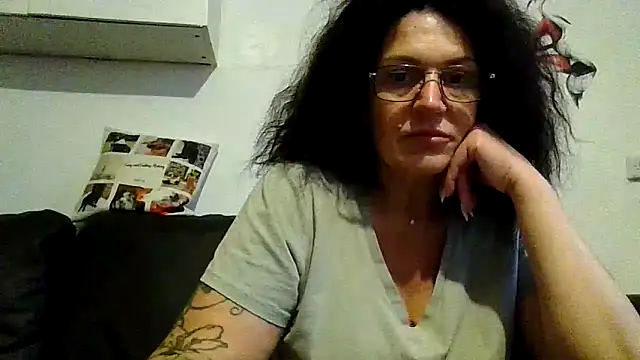 RubyyRosee online show from June 12, 5:17 am