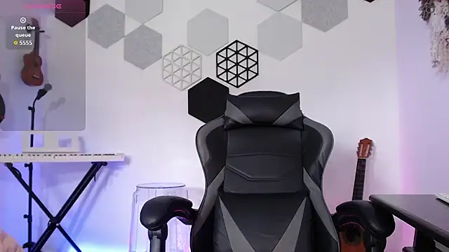 Snapshot of Susanahendrix chatting on July 8, 6:23 pm Susanahendrix online show from July 8, 6:23 pm