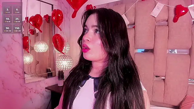 Snapshot of KateLee chatting on February 10, 6:17 am KateLee online show from February 10, 6:17 am