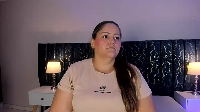 katte landerr online show from February 4, 1:06 pm