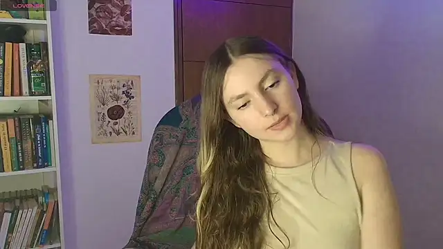 velvet  moon online show from February 23, 3:15 am