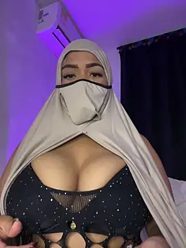 thaira aly online show from April 8, 11:05 pm