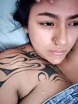 Megara 25 online show from November 21, 8:18 pm