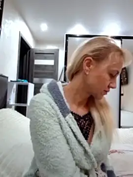 KissMiSveet online show from December 21, 2:02 pm