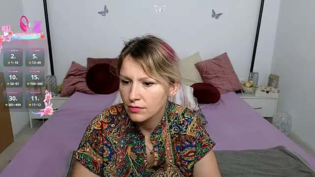 Snapshot of BushyBarb chatting on June 25, 10:03 pm BushyBarb online show from June 25, 10:03 pm
