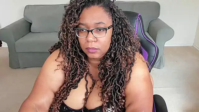 Josie4yourpleasure online show from March 26, 4:34 pm