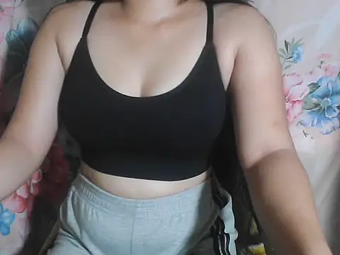 Katie Winslet online show from October 2, 11:12 pm