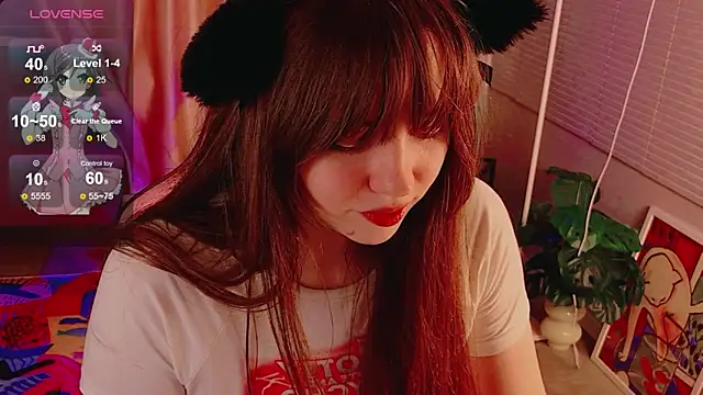 Moon  Bunny online show from June 11, 12:32 am