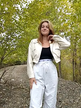 YOOUR EVAA online show from September 22, 5:42 am