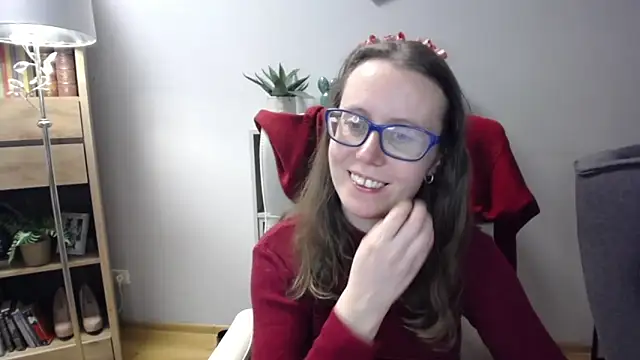 Snapshot of sweetxLizzy chatting on April 30, 4:30 am sweetxLizzy online show from April 30, 4:30 am