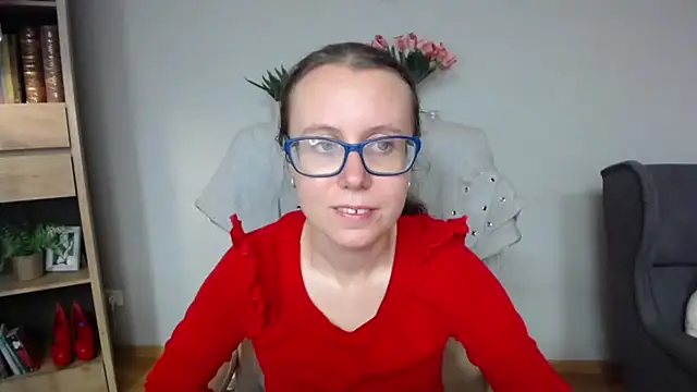 Snapshot of sweetxLizzy chatting on May 18, 4:18 am sweetxLizzy online show from May 18, 4:18 am