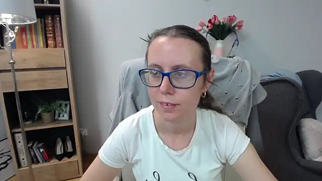 Snapshot of sweetxLizzy chatting on May 26, 4:41 am sweetxLizzy online show from May 26, 4:41 am