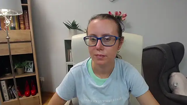 sweetxLizzy online show from July 13, 4:37 am