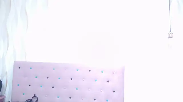 Naomi Braunx online show from June 19, 1:48 pm