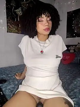 bettyboo2801 online show from January 15, 4:39 am